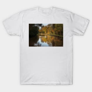 Autumn on the Shropshire Union Canal T-Shirt